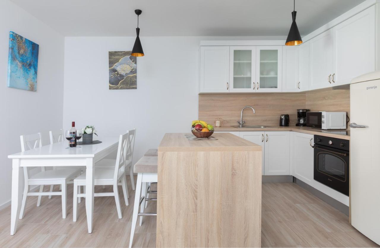 Apartment Second Ivana Макарска Экстерьер фото